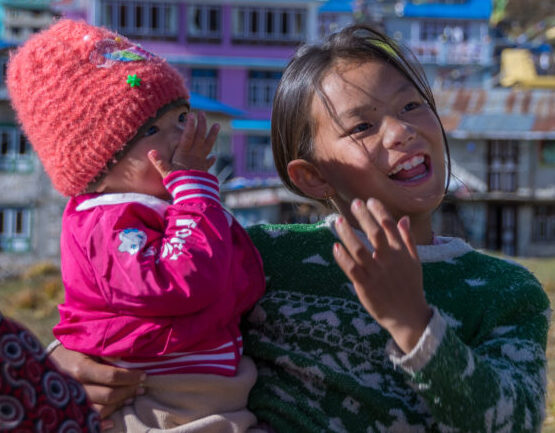 Kyanjin Gumba, Langtang Valley, Nepal Dorf, Himalaya Menschen, Kinder Nepal, lokale Kultur Langtang